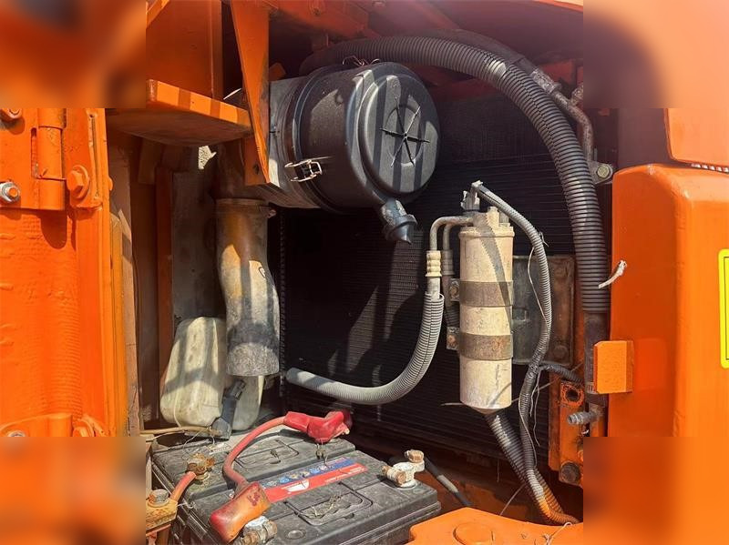 HITACHI ZX75US - Ekskavator perayap: gambar 5 HITACHI ZX75US - Ekskavator perayap: gambar 5