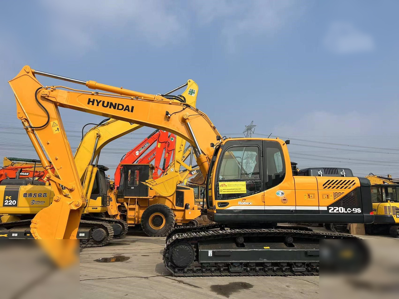 HYUNDAI ROBEX 220 LC-9S - Ekskavator perayap: gambar 4 HYUNDAI ROBEX 220 LC-9S - Ekskavator perayap: gambar 4