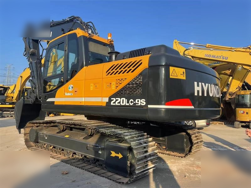 HYUNDAI ROBEX 220 LC-9S - Ekskavator perayap: gambar 2 HYUNDAI ROBEX 220 LC-9S - Ekskavator perayap: gambar 2