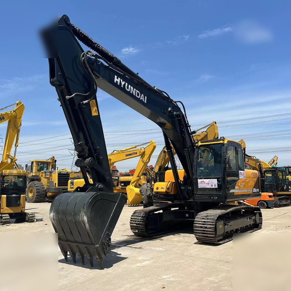 HYUNDAI ROBEX 220 LC-9S - Ekskavator perayap: gambar 2 HYUNDAI ROBEX 220 LC-9S - Ekskavator perayap: gambar 2