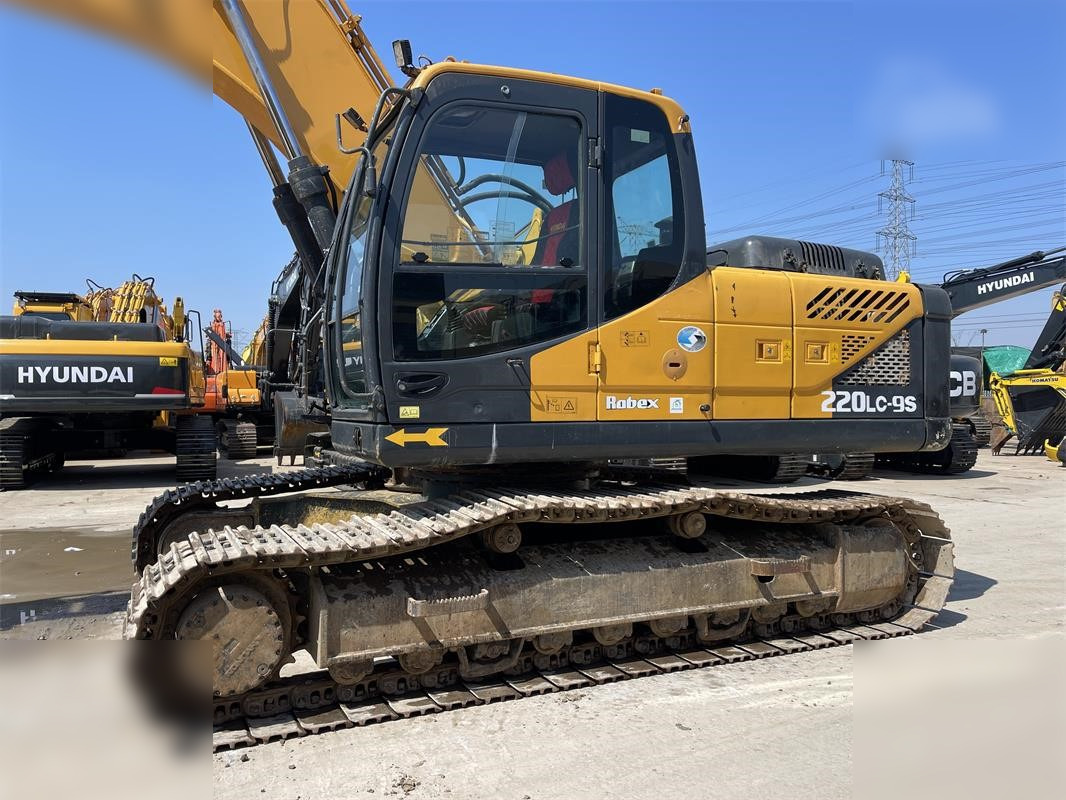 HYUNDAI ROBEX 220 LC-9S - Ekskavator perayap: gambar 5 HYUNDAI ROBEX 220 LC-9S - Ekskavator perayap: gambar 5