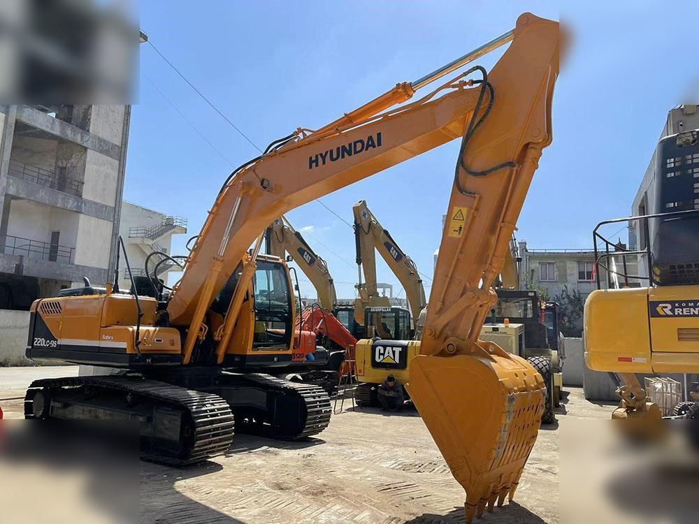 HYUNDAI ROBEX 220 LC-9S - Ekskavator perayap: gambar 5 HYUNDAI ROBEX 220 LC-9S - Ekskavator perayap: gambar 5