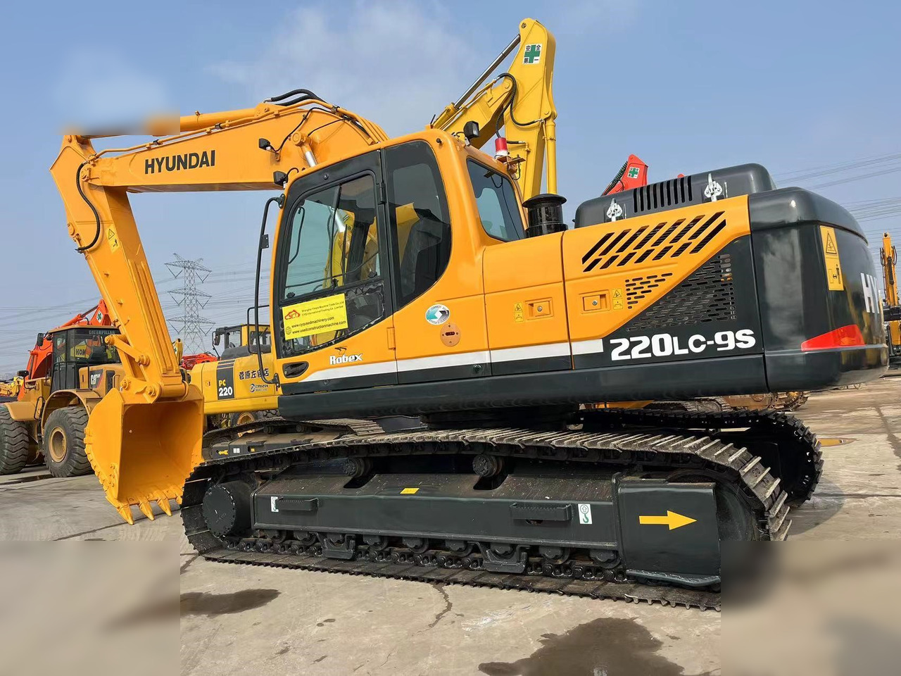HYUNDAI ROBEX 220 LC-9S - Ekskavator perayap: gambar 1 HYUNDAI ROBEX 220 LC-9S - Ekskavator perayap: gambar 1