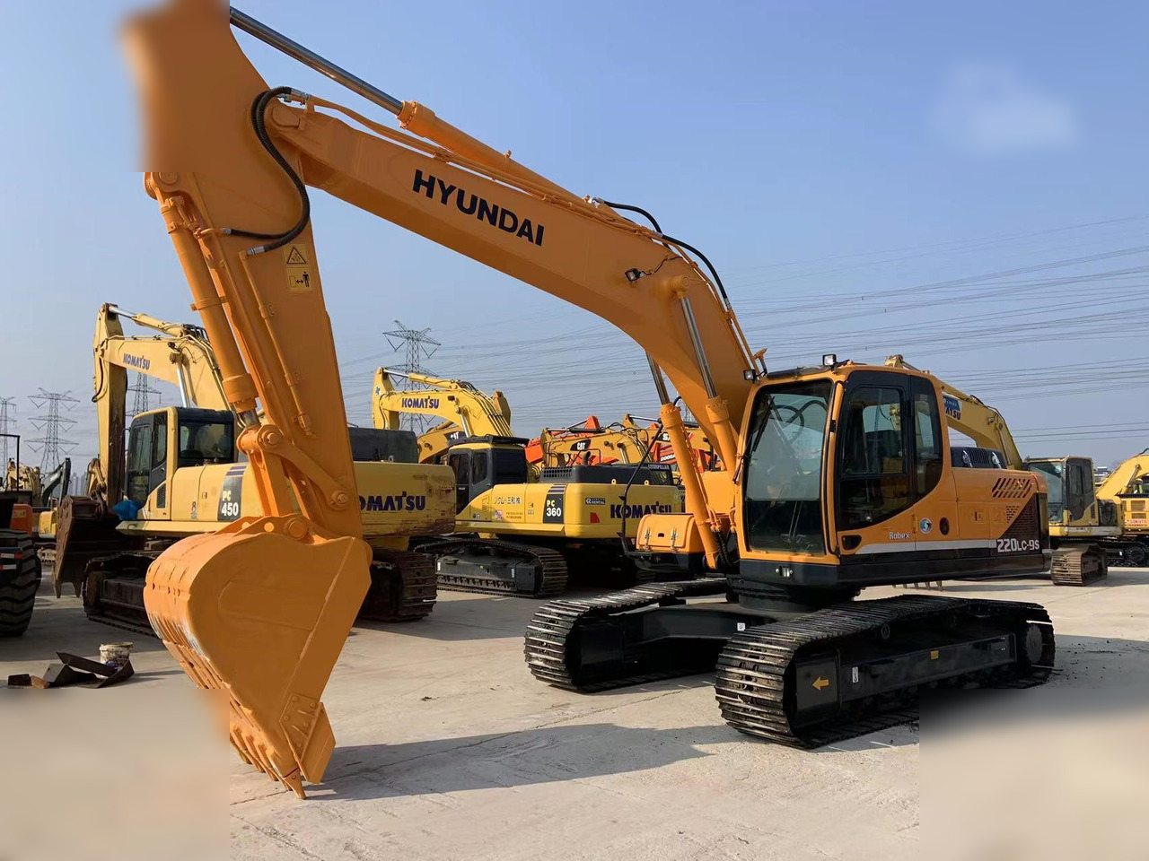 HYUNDAI ROBEX 220 LC-9S - Ekskavator perayap: gambar 3 HYUNDAI ROBEX 220 LC-9S - Ekskavator perayap: gambar 3