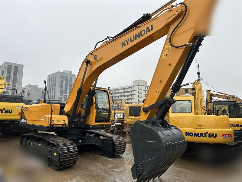 HYUNDAI ROBEX 220 LC-9S - Ekskavator perayap: gambar 4 HYUNDAI ROBEX 220 LC-9S - Ekskavator perayap: gambar 4
