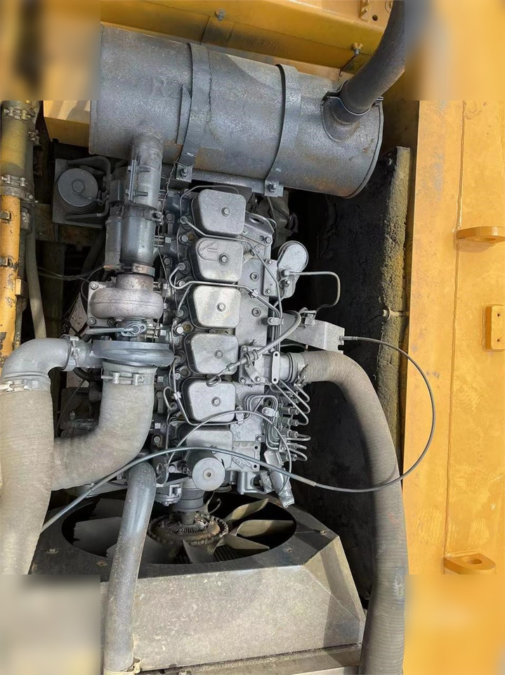 HYUNDAI ROBEX 220 LC-9S - Ekskavator perayap: gambar 5 HYUNDAI ROBEX 220 LC-9S - Ekskavator perayap: gambar 5