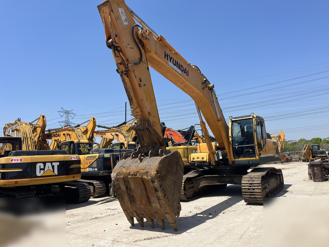 HYUNDAI ROBEX 330 LC-9S - Ekskavator perayap: gambar 3 HYUNDAI ROBEX 330 LC-9S - Ekskavator perayap: gambar 3