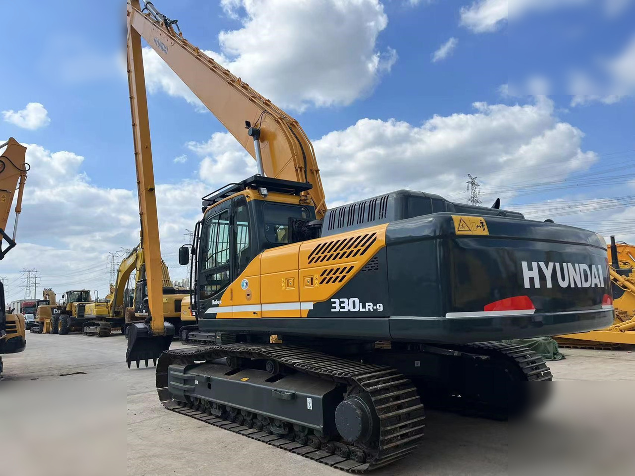 HYUNDAI ROBEX 330 LC-9S - Ekskavator perayap: gambar 3 HYUNDAI ROBEX 330 LC-9S - Ekskavator perayap: gambar 3