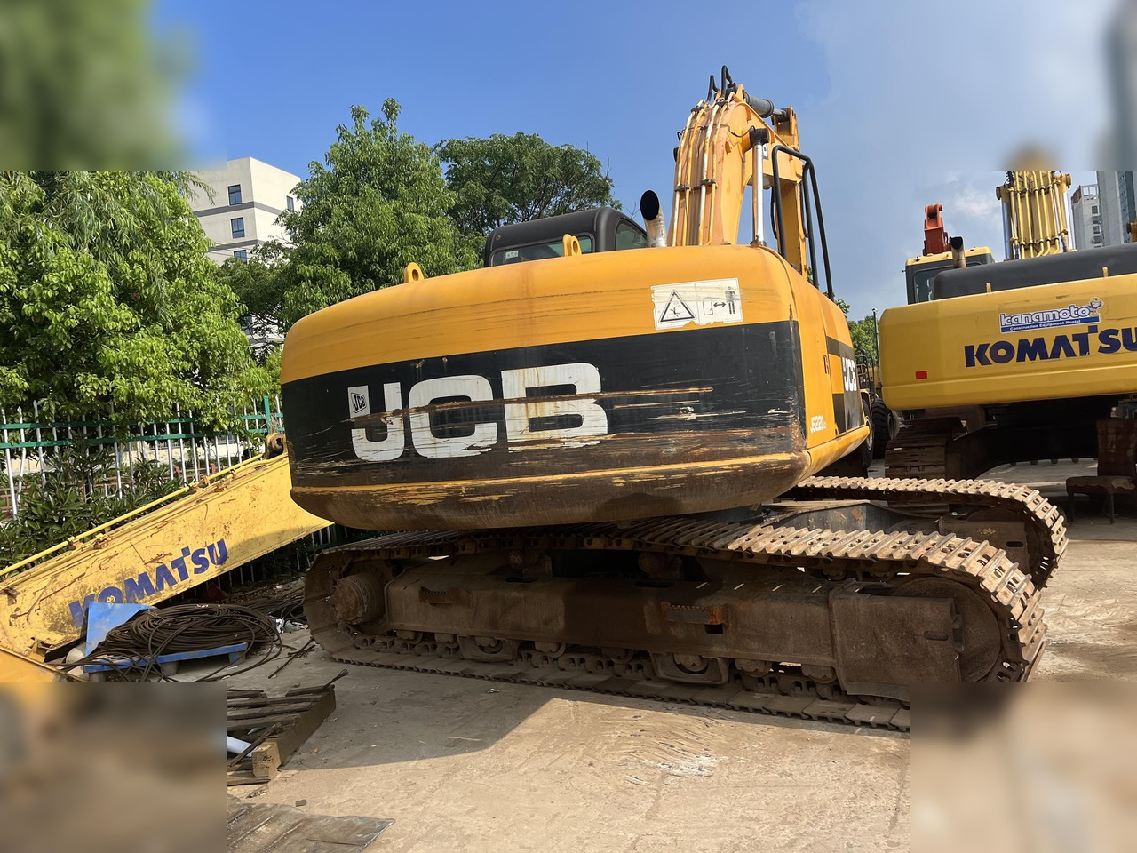 JCB JS220 LC - Ekskavator perayap: gambar 4 JCB JS220 LC - Ekskavator perayap: gambar 4