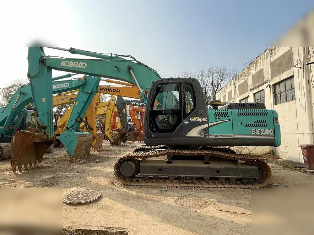 KOBELCO SK200-8 - Ekskavator perayap: gambar 1 KOBELCO SK200-8 - Ekskavator perayap: gambar 1