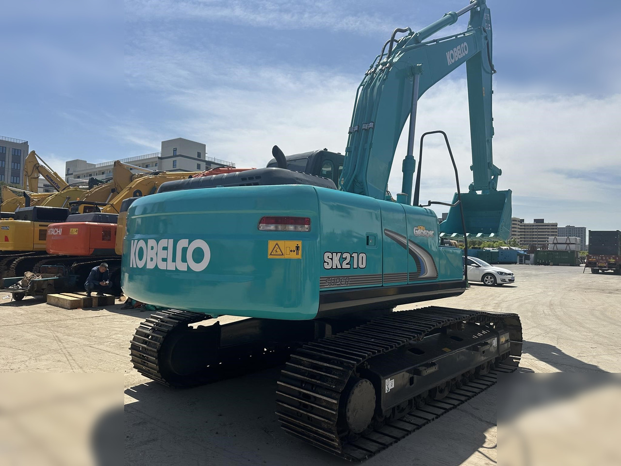 KOBELCO SK210 LC-8 - Ekskavator perayap: gambar 3 KOBELCO SK210 LC-8 - Ekskavator perayap: gambar 3