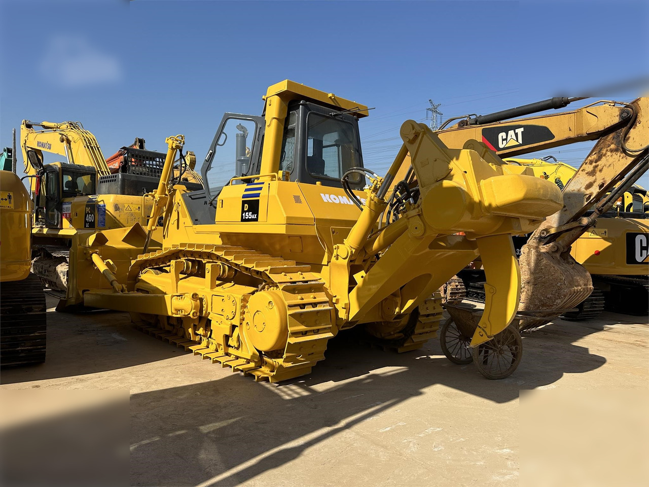 KOMATSU D155A-5 - Bulldozer: gambar 2 KOMATSU D155A-5 - Bulldozer: gambar 2
