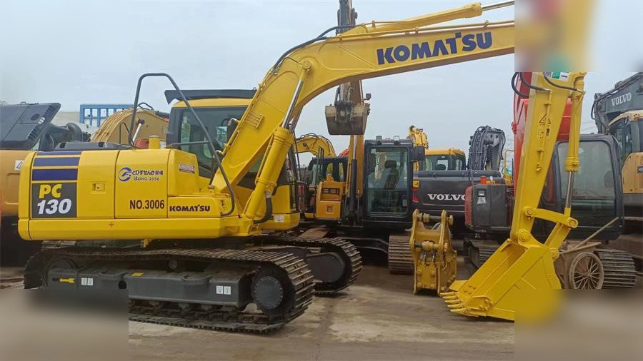 KOMATSU PC130-7 - Ekskavator perayap: gambar 3 KOMATSU PC130-7 - Ekskavator perayap: gambar 3