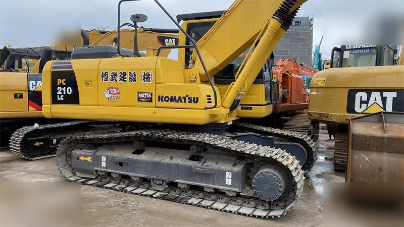 KOMATSU PC210 LC-8 - Ekskavator perayap: gambar 2 KOMATSU PC210 LC-8 - Ekskavator perayap: gambar 2