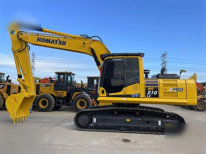 KOMATSU PC210 LC-8 - Ekskavator perayap: gambar 1 KOMATSU PC210 LC-8 - Ekskavator perayap: gambar 1