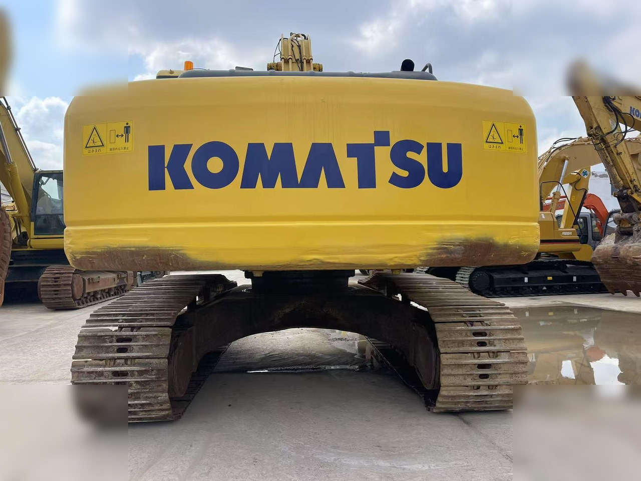 KOMATSU PC220-7 - Ekskavator perayap: gambar 3 KOMATSU PC220-7 - Ekskavator perayap: gambar 3