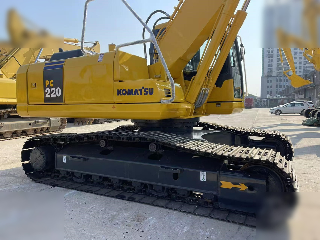 Ekskavator perayap KOMATSU PC220-7: gambar 8