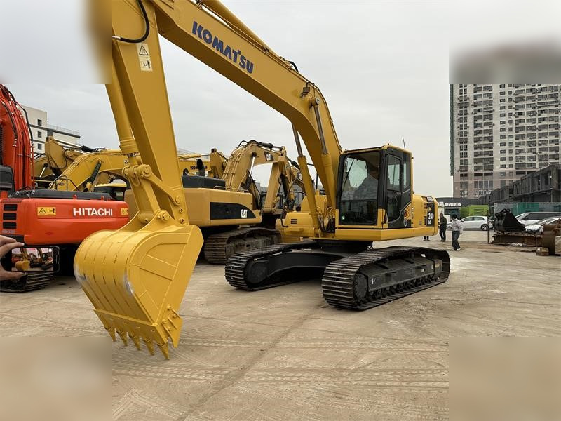 KOMATSU PC240 LC-8 - Ekskavator perayap: gambar 2 KOMATSU PC240 LC-8 - Ekskavator perayap: gambar 2