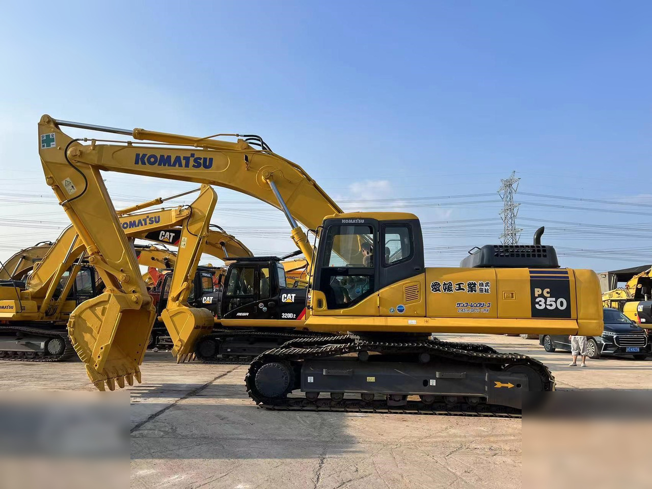 KOMATSU PC350-7 - Ekskavator perayap: gambar 1 KOMATSU PC350-7 - Ekskavator perayap: gambar 1