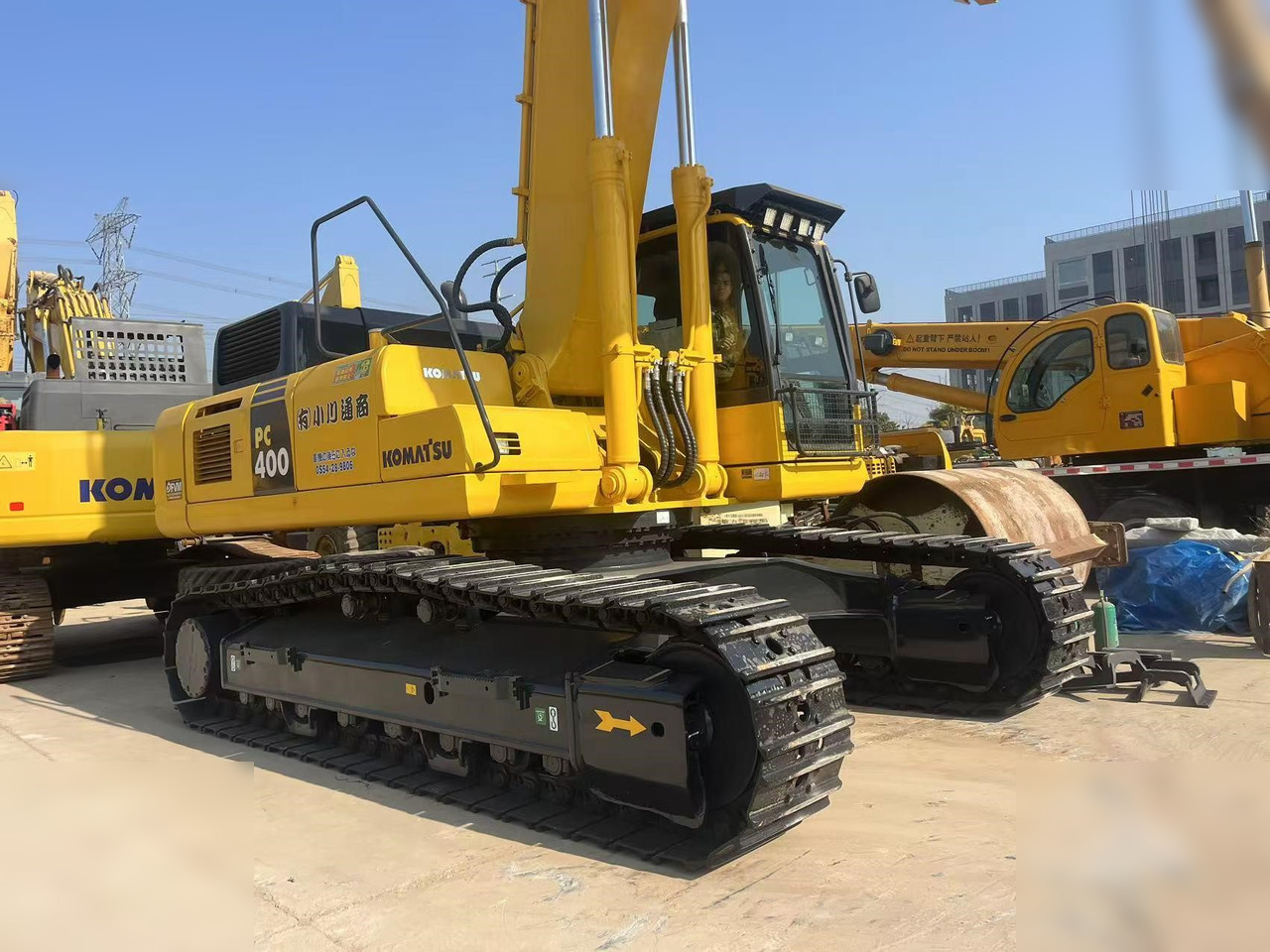 KOMATSU PC400-8R - Ekskavator perayap: gambar 4 KOMATSU PC400-8R - Ekskavator perayap: gambar 4