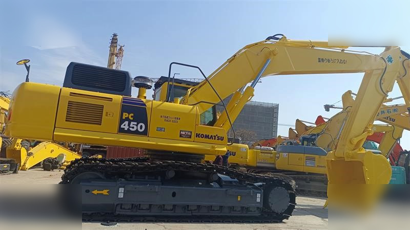 KOMATSU PC450-8 - Ekskavator perayap: gambar 1 KOMATSU PC450-8 - Ekskavator perayap: gambar 1