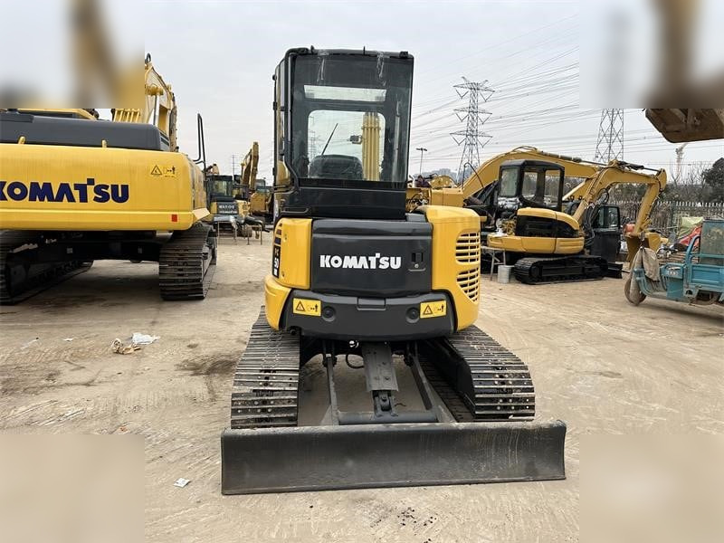 KOMATSU PC50MR-2 - Ekskavator mini: gambar 4 KOMATSU PC50MR-2 - Ekskavator mini: gambar 4
