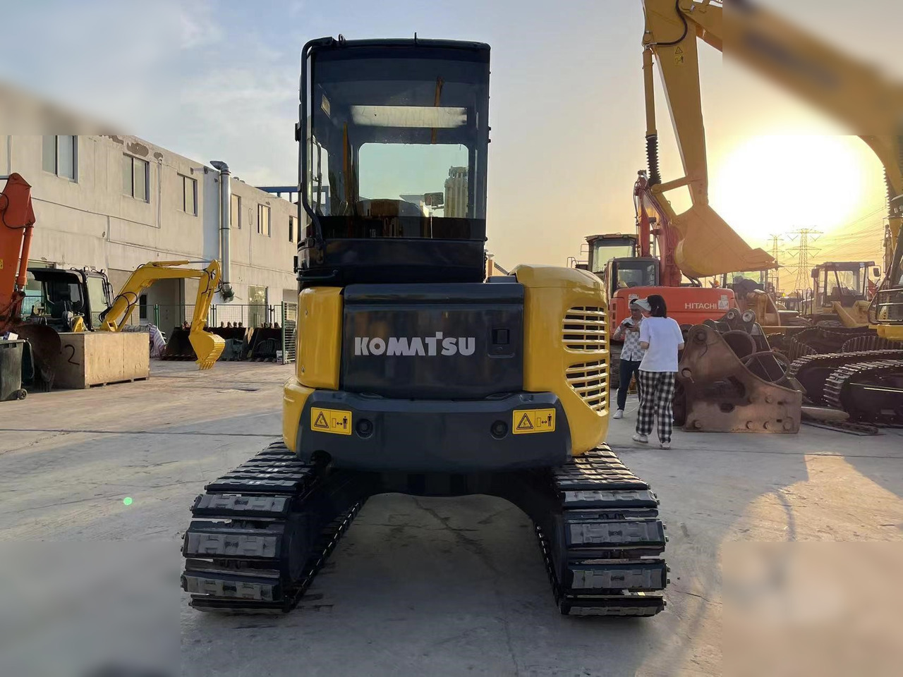 KOMATSU PC55MR-2 - Ekskavator mini: gambar 3 KOMATSU PC55MR-2 - Ekskavator mini: gambar 3