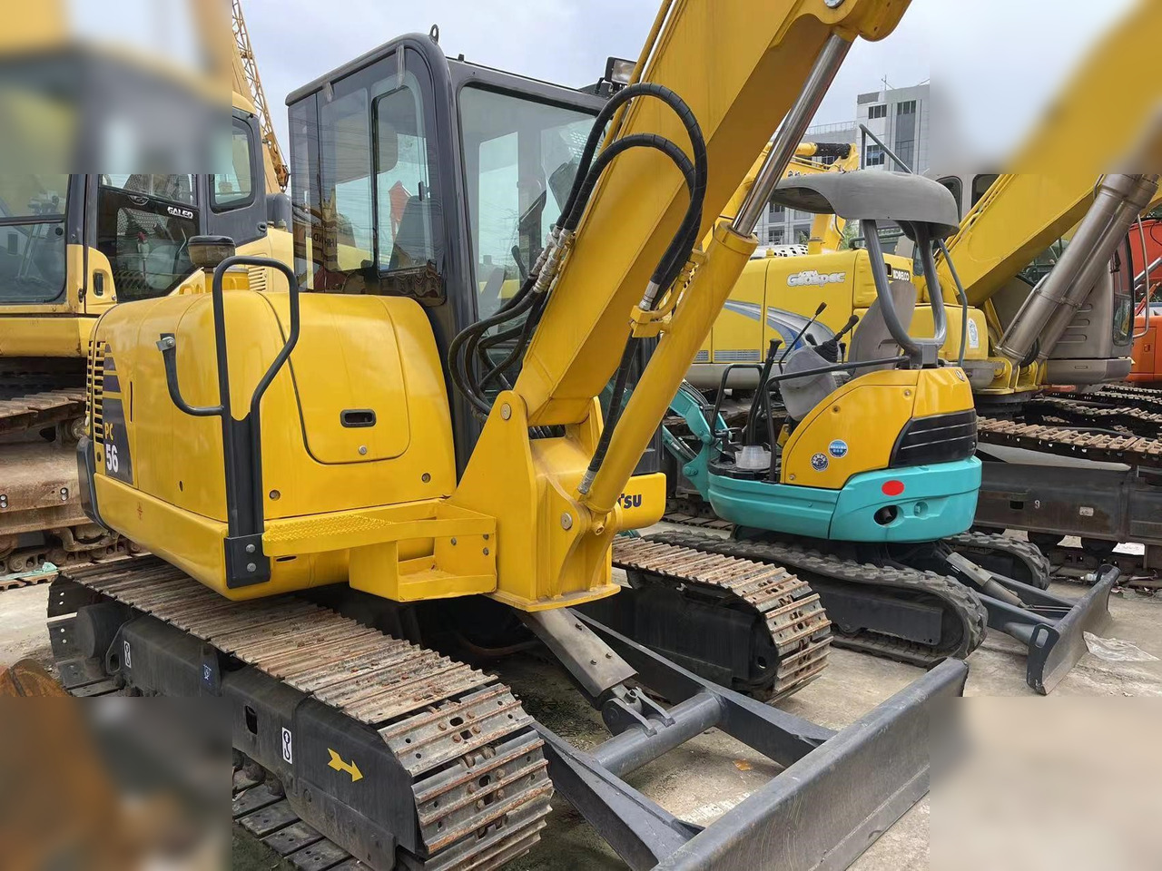KOMATSU PC56-7 - Ekskavator mini: gambar 2 KOMATSU PC56-7 - Ekskavator mini: gambar 2