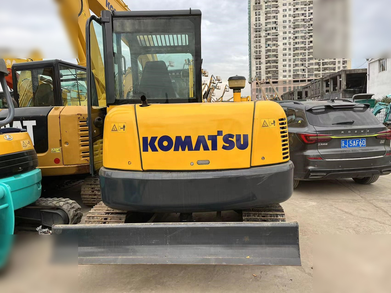KOMATSU PC56-7 - Ekskavator mini: gambar 2 KOMATSU PC56-7 - Ekskavator mini: gambar 2