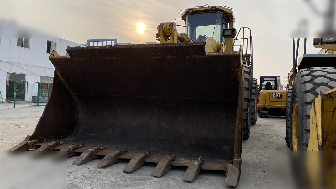 KOMATSU WA600-3 - Wheel loader: gambar 4 KOMATSU WA600-3 - Wheel loader: gambar 4