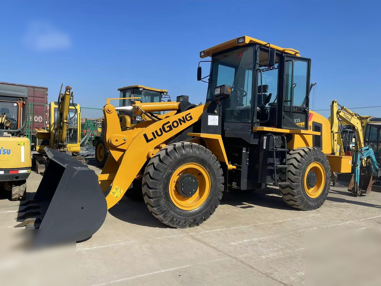 LIUGONG 835 - Wheel loader: gambar 1 LIUGONG 835 - Wheel loader: gambar 1