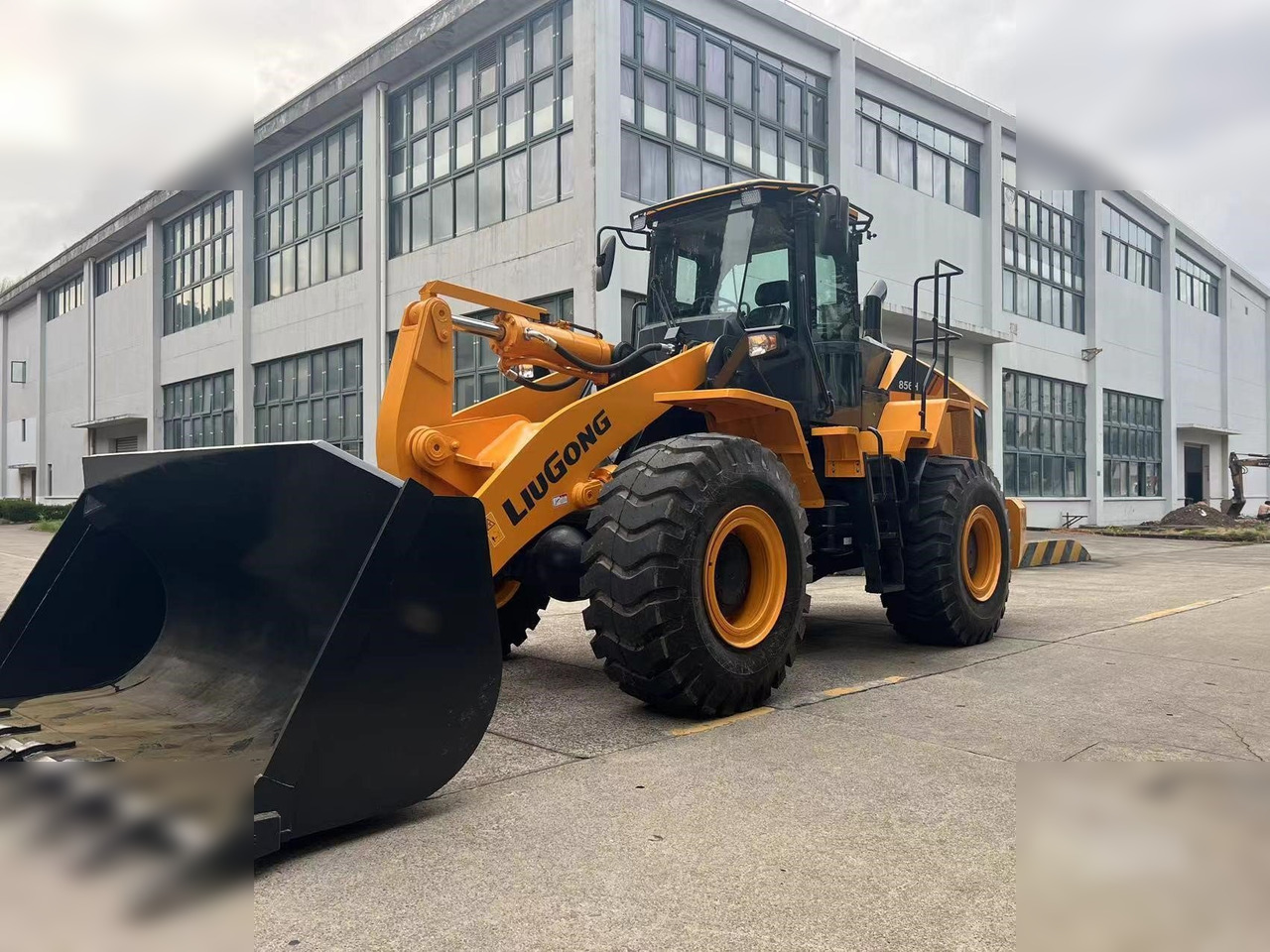 LIUGONG 856H - Wheel loader: gambar 5 LIUGONG 856H - Wheel loader: gambar 5