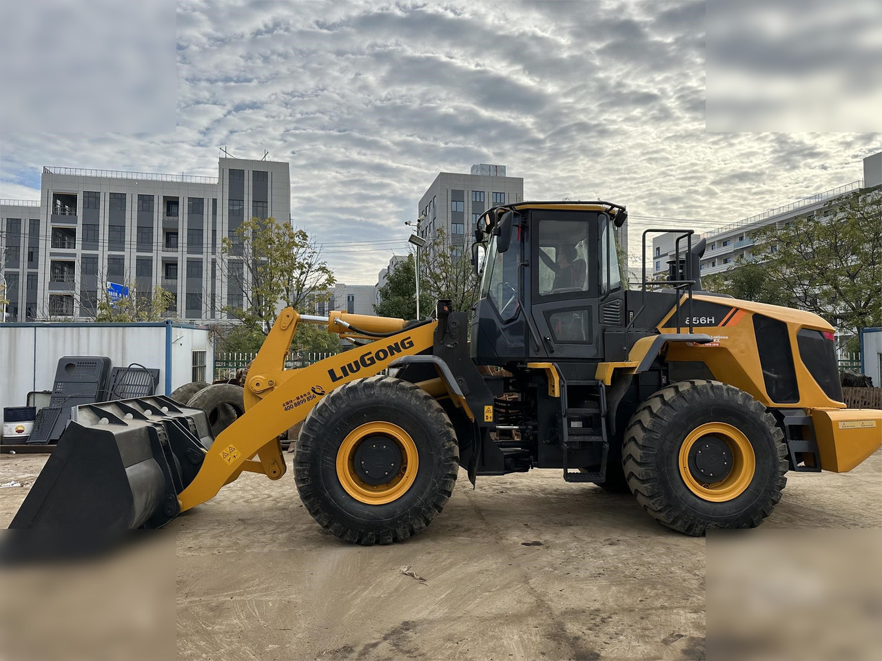 LIUGONG 856H - Wheel loader: gambar 2 LIUGONG 856H - Wheel loader: gambar 2