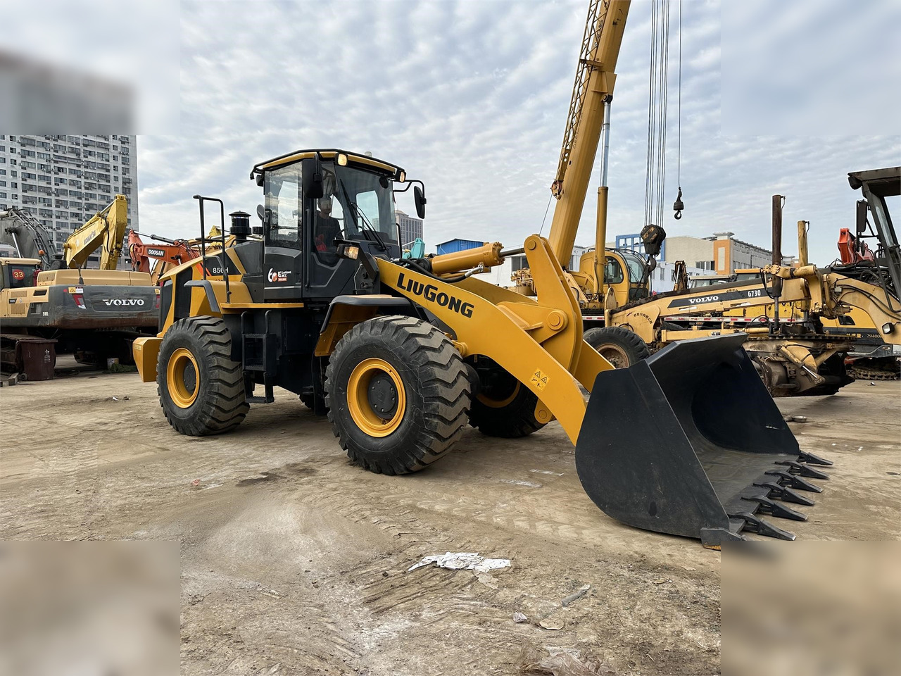 LIUGONG 856H - Wheel loader: gambar 1 LIUGONG 856H - Wheel loader: gambar 1