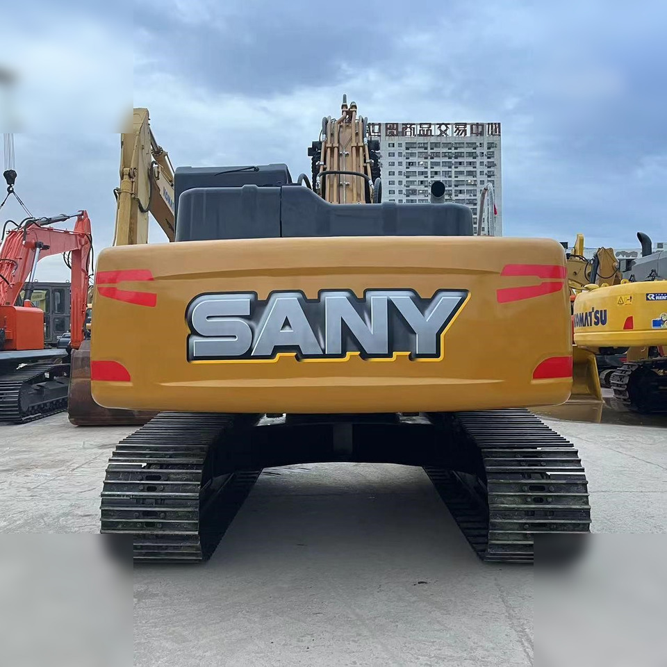 SANY SY215C - Ekskavator perayap: gambar 3 SANY SY215C - Ekskavator perayap: gambar 3