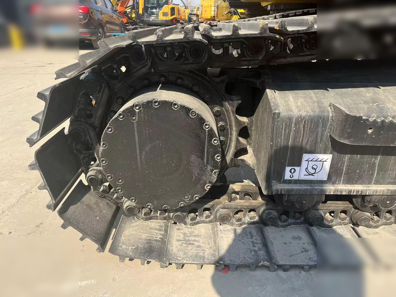 SANY SY215C - Ekskavator perayap: gambar 5 SANY SY215C - Ekskavator perayap: gambar 5