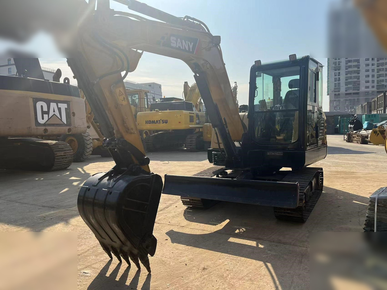 SANY SY55C - Ekskavator mini: gambar 1 SANY SY55C - Ekskavator mini: gambar 1