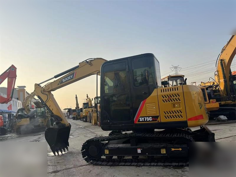 SANY SY75C - Ekskavator perayap: gambar 1 SANY SY75C - Ekskavator perayap: gambar 1