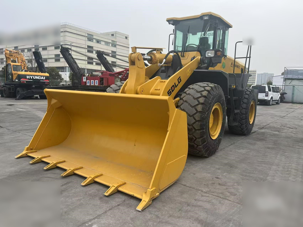 SDLG L956F - Wheel loader: gambar 5 SDLG L956F - Wheel loader: gambar 5