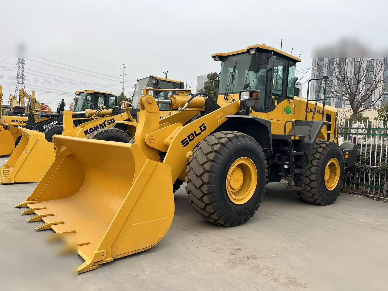 SDLG L956F - Wheel loader: gambar 5 SDLG L956F - Wheel loader: gambar 5