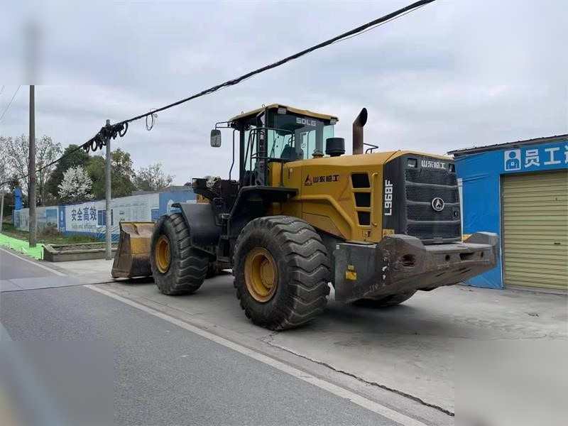 SDLG L968F - Wheel loader: gambar 2 SDLG L968F - Wheel loader: gambar 2