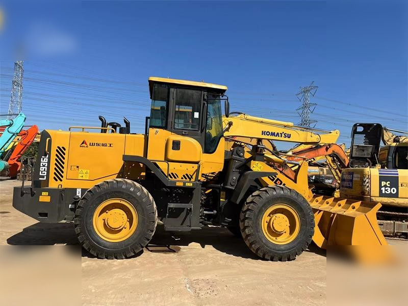 SDLG LG936L - Wheel loader: gambar 1 SDLG LG936L - Wheel loader: gambar 1