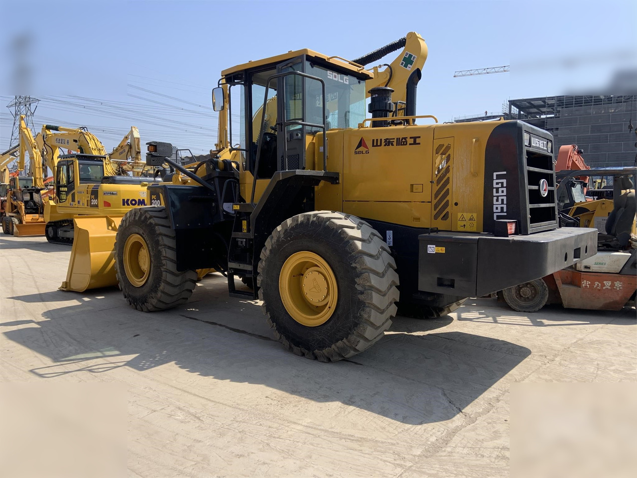 SDLG LG956L - Wheel loader: gambar 1 SDLG LG956L - Wheel loader: gambar 1