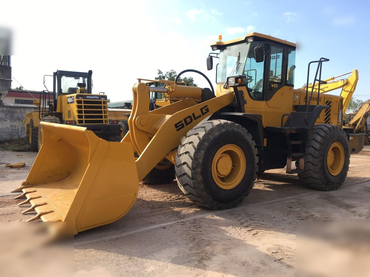 SDLG LG956L - Wheel loader: gambar 4 SDLG LG956L - Wheel loader: gambar 4