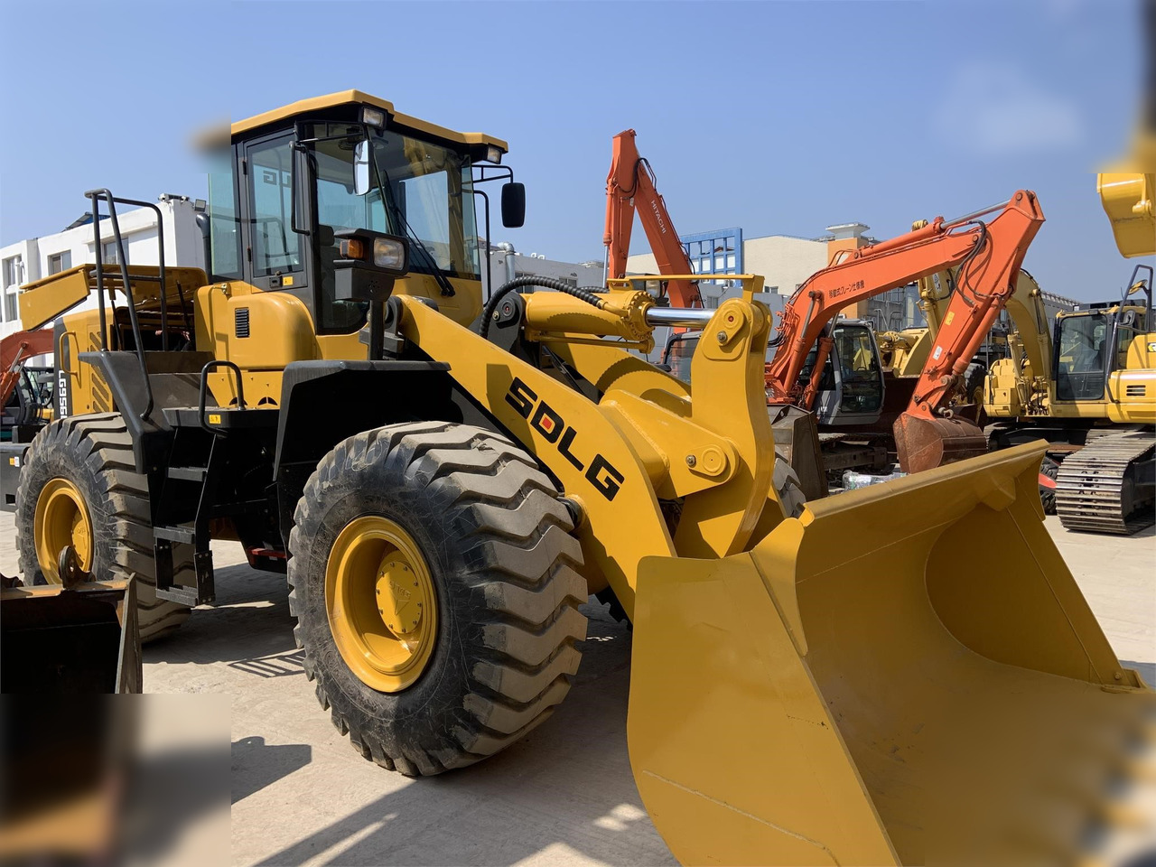 SDLG LG956L - Wheel loader: gambar 3 SDLG LG956L - Wheel loader: gambar 3