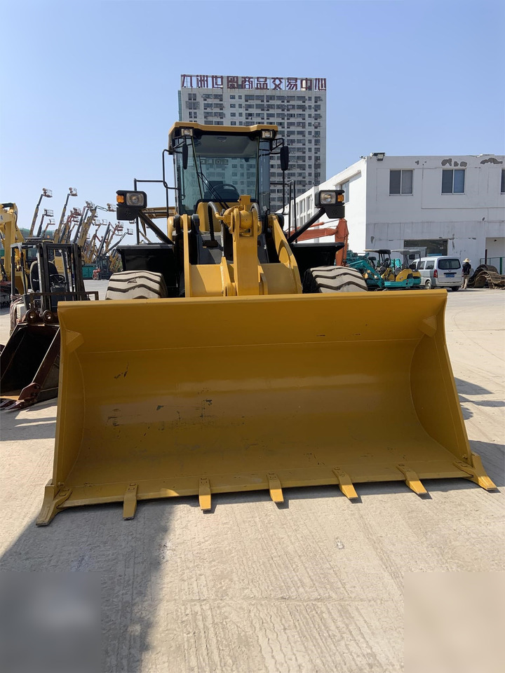 SDLG LG956L - Wheel loader: gambar 4 SDLG LG956L - Wheel loader: gambar 4