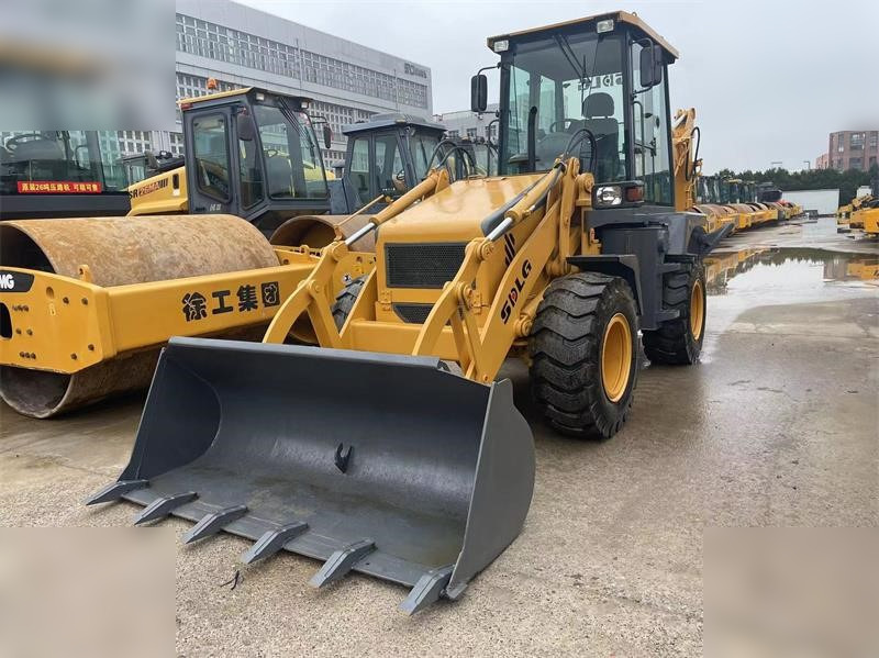 SDLG LGB680 - Backhoe loader: gambar 1 SDLG LGB680 - Backhoe loader: gambar 1