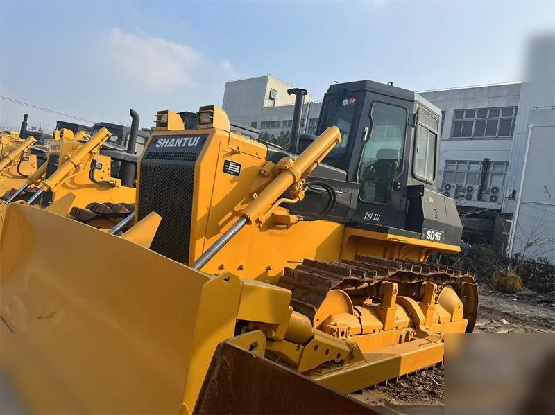 SHANTUI SD16 - Bulldozer: gambar 2 SHANTUI SD16 - Bulldozer: gambar 2