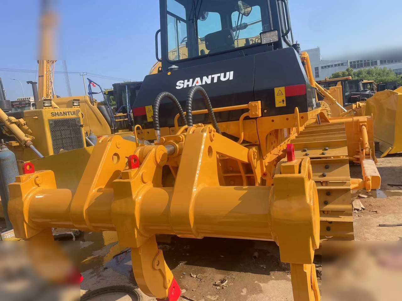 SHANTUI SD16 - Bulldozer: gambar 4 SHANTUI SD16 - Bulldozer: gambar 4