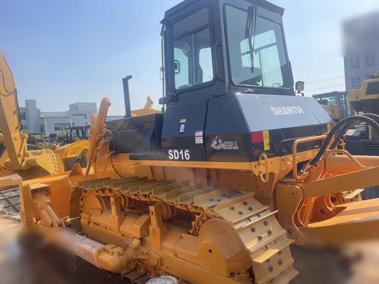 SHANTUI SD16 - Bulldozer: gambar 3 SHANTUI SD16 - Bulldozer: gambar 3